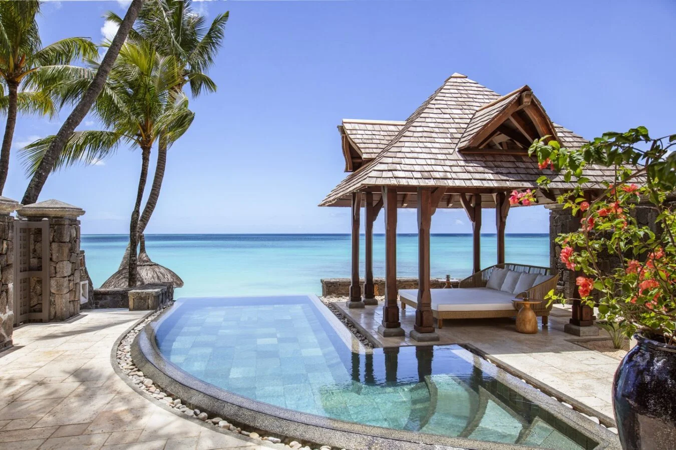 luxury beachfront setting in mauritius